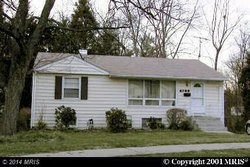 A single family homes at 6732 Darwin Ct Falls Church VA 22042