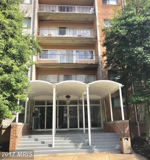 Photo of 5831 Quantrell Ave #405