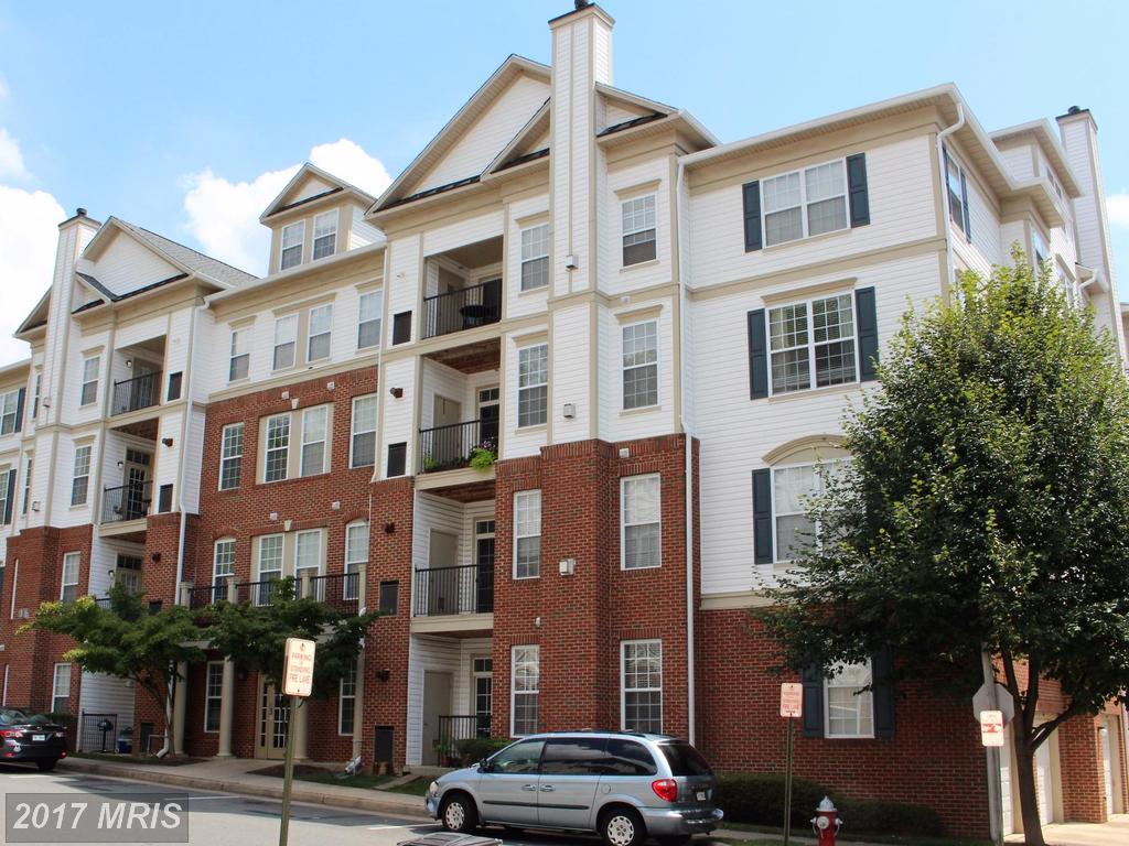 Photos And Prices Of Garden Style Condos In Fairfax County At Courts At