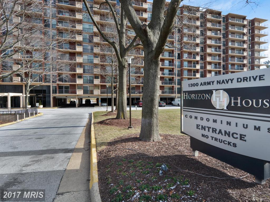 Photo of 1300 Army Navy Dr #229