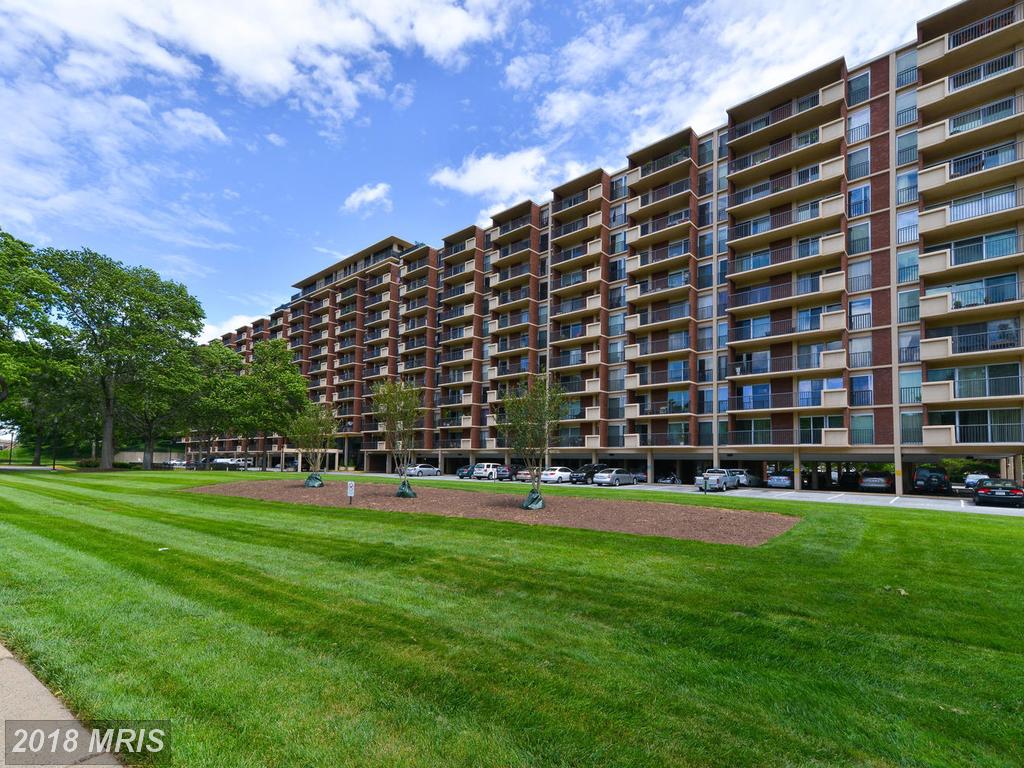 Photo of 1300 Army Navy Dr #529