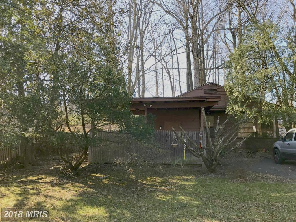 Photo of 7031 Woodley Ln