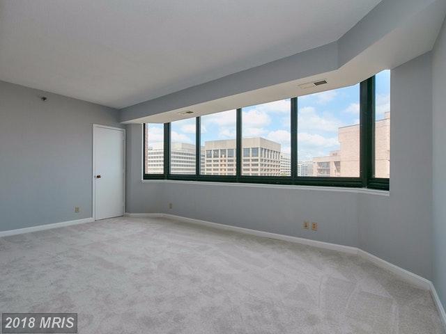 Photo of 1805 Crystal Dr #1006s