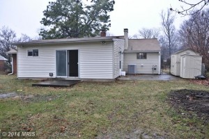 Single-family house at 7317 Inzer St, Springfield, VA 22151